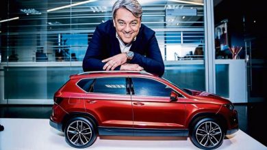 Photo of Renault anda à caça de CEO. Bateu à porta da Seat e da Toyota